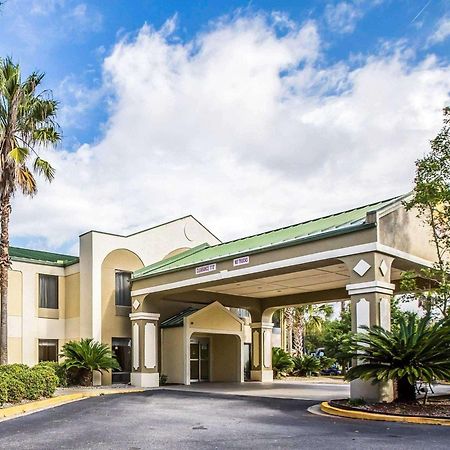 Quality Inn Darien-North Brunswick Экстерьер фото