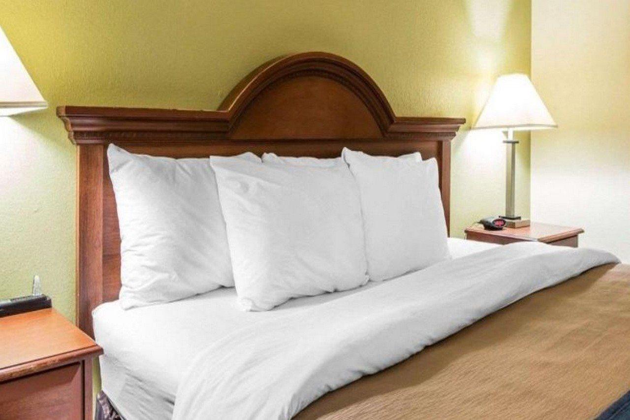 Quality Inn Darien-North Brunswick Экстерьер фото