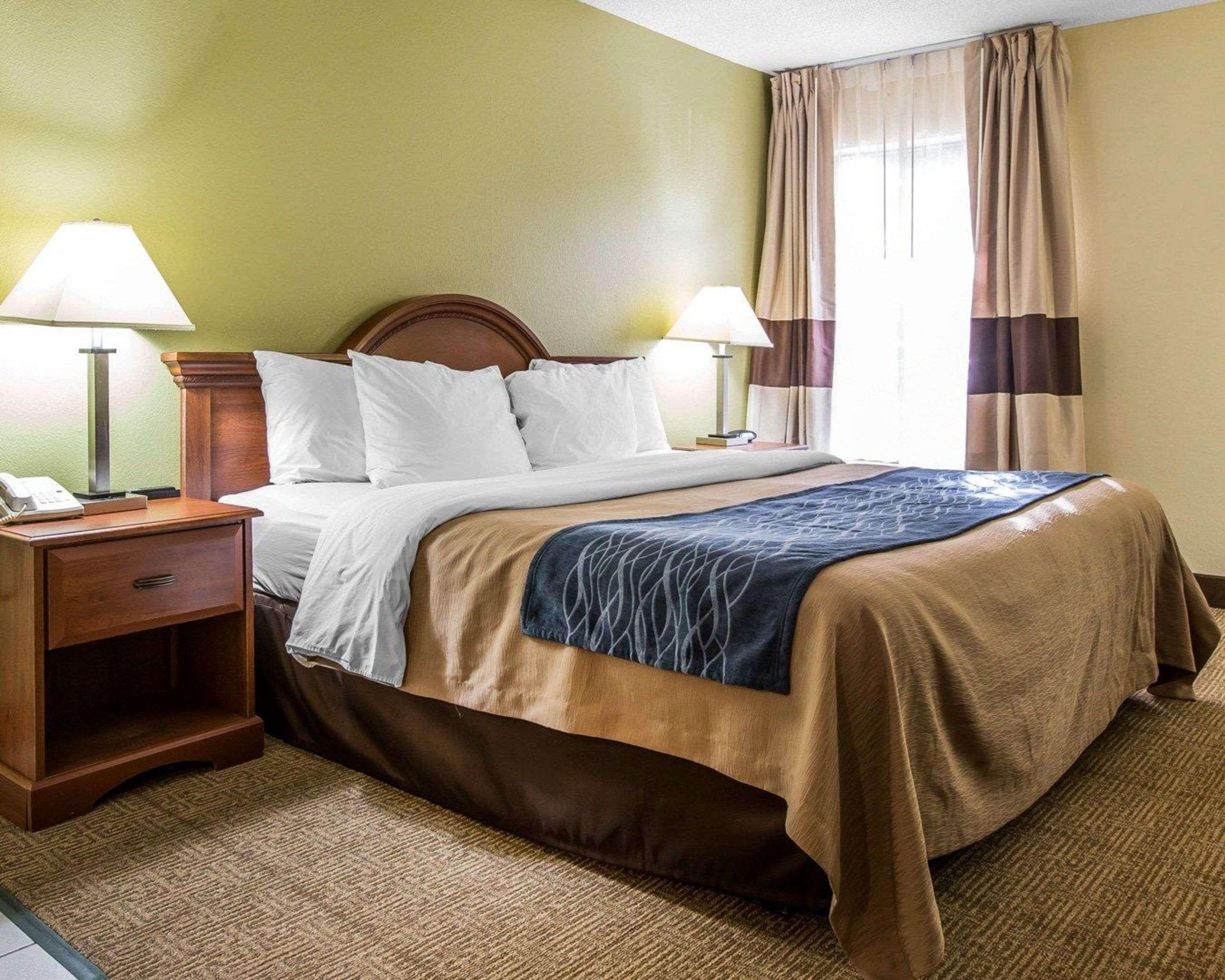 Quality Inn Darien-North Brunswick Экстерьер фото